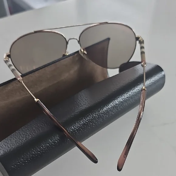 Burberry Gold Aviator Sunglasses with Black Case  display picture 1